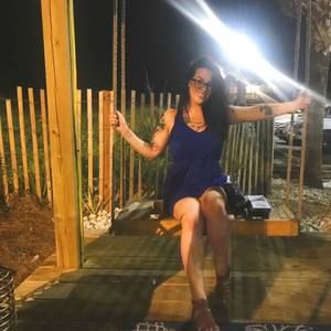 Meet your Posher, Della